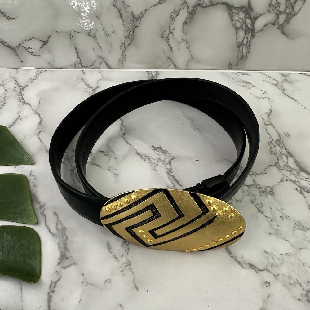 Chicos Womens Leather Belt Size SM Black Gold Oval Buckle Geometric